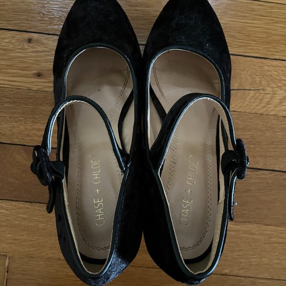 Chase + Chloe Black Velvet Mary Jane Style Heels - Picture 6 of 8